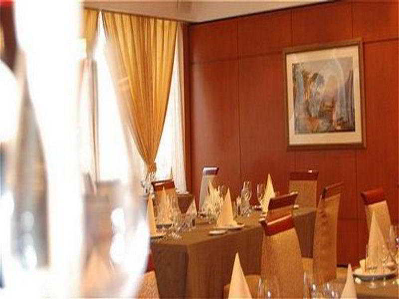 Crowne Plaza Nanjing Hotels & Suites Ngoại thất bức ảnh